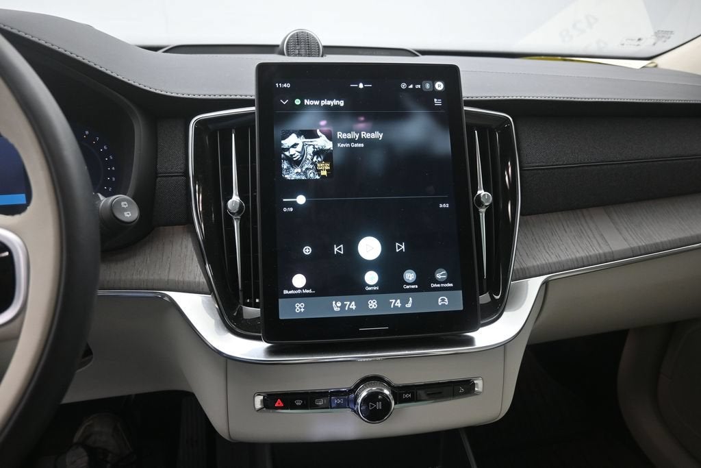2026 Volvo XC90 B6 Ultra