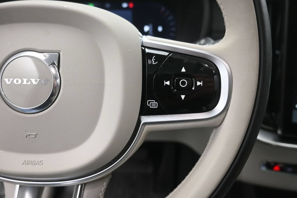 2026 Volvo XC90 B6 Ultra