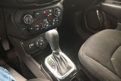 2022 Jeep Renegade Altitude