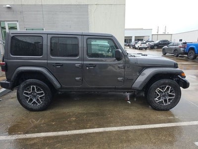 2025 Jeep Wrangler Sahara