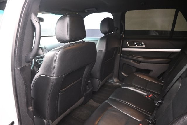 Used 2016 Ford Explorer XLT with VIN 1FM5K7D83GGD26882 for sale in Beaumont, TX