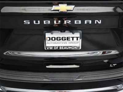 2025 Chevrolet Suburban LT