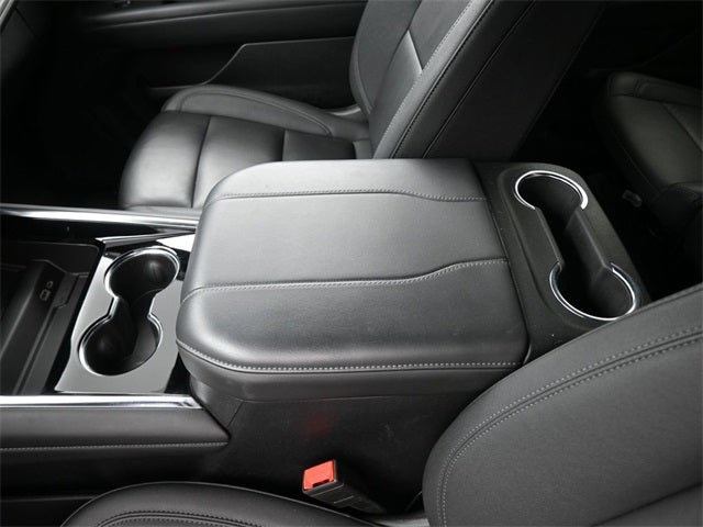 2025 Chevrolet Suburban LT