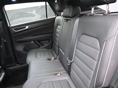 2025 Volkswagen Atlas Cross Sport 2.0T SEL R-Line Black