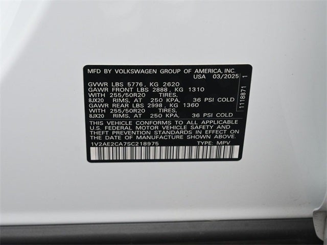 2025 Volkswagen Atlas Cross Sport 2.0T SEL R-Line Black