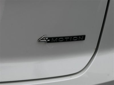 2025 Volkswagen Atlas Cross Sport 2.0T SEL R-Line Black