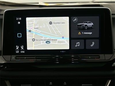 2025 Volkswagen Atlas Cross Sport 2.0T SEL R-Line Black