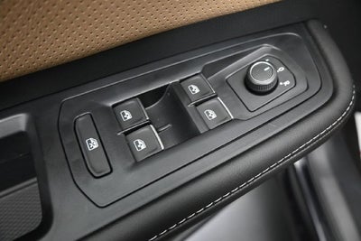 2026 Volkswagen Atlas Cross Sport SE