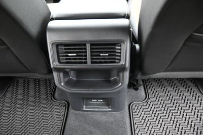 2026 Volkswagen Atlas Cross Sport SE