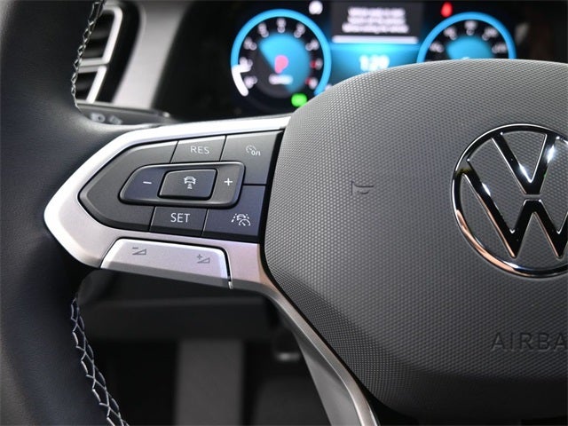 2026 Volkswagen Atlas Cross Sport 2.0T SE