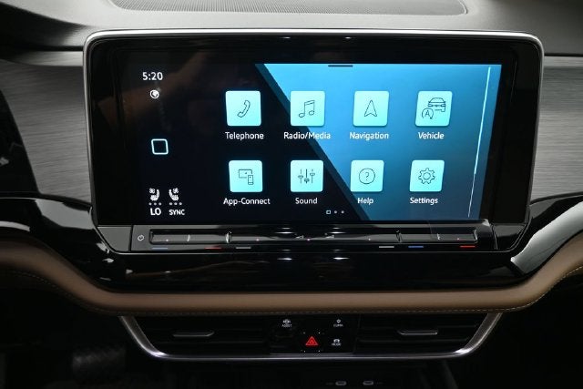 2026 Volkswagen Atlas Cross Sport SE