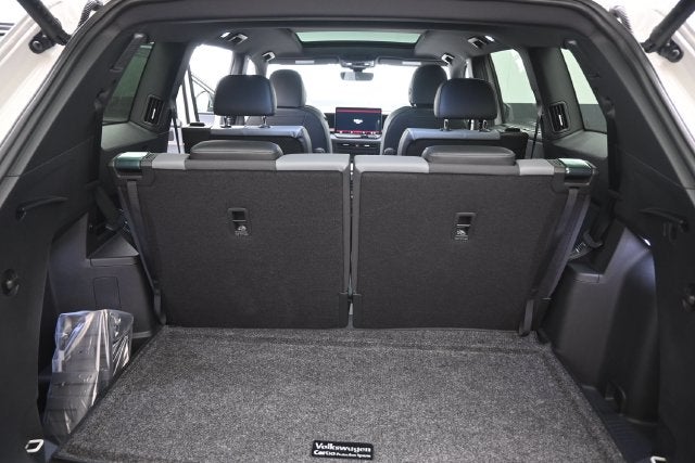 2027 Volkswagen Atlas SEL Premium R-Line