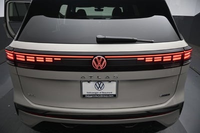 2027 Volkswagen Atlas SEL Premium R-Line