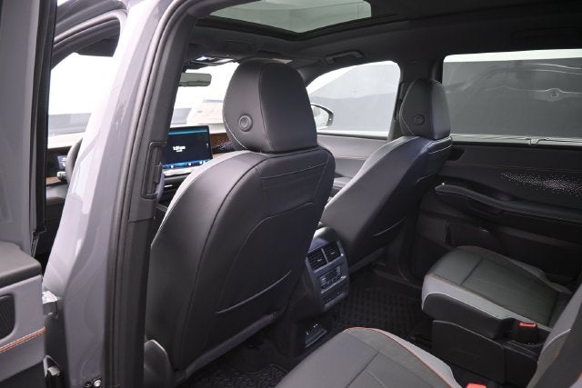 2027 Volkswagen Atlas SEL Premium R-Line