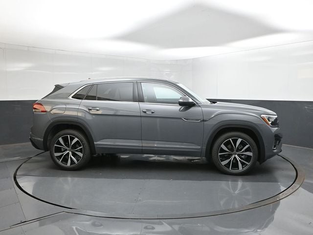 2026 Volkswagen Atlas Cross Sport SEL Premium R-Line