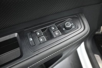 2025 Volkswagen Atlas Cross Sport 2.0T SEL Premium R-Line