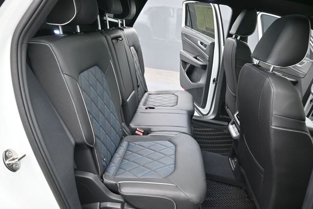 2025 Volkswagen Atlas Cross Sport 2.0T SEL Premium R-Line