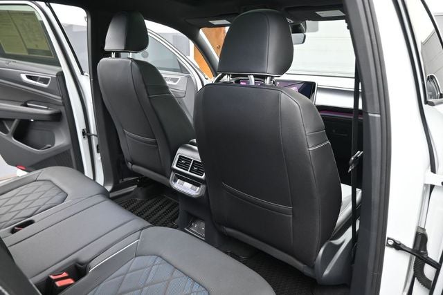 2025 Volkswagen Atlas Cross Sport 2.0T SEL Premium R-Line