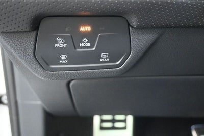 2025 Volkswagen Atlas Cross Sport 2.0T SEL Premium R-Line