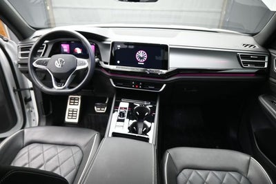 2025 Volkswagen Atlas Cross Sport 2.0T SEL Premium R-Line