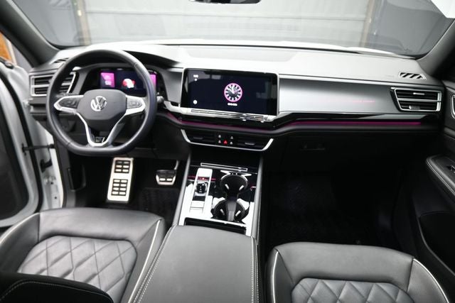 2025 Volkswagen Atlas Cross Sport 2.0T SEL Premium R-Line