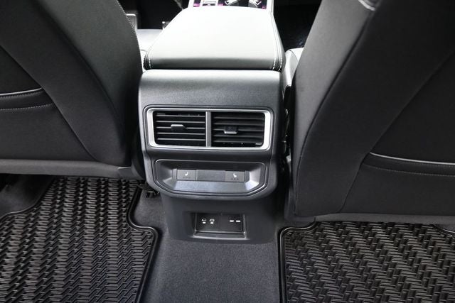 2025 Volkswagen Atlas Cross Sport 2.0T SEL Premium R-Line