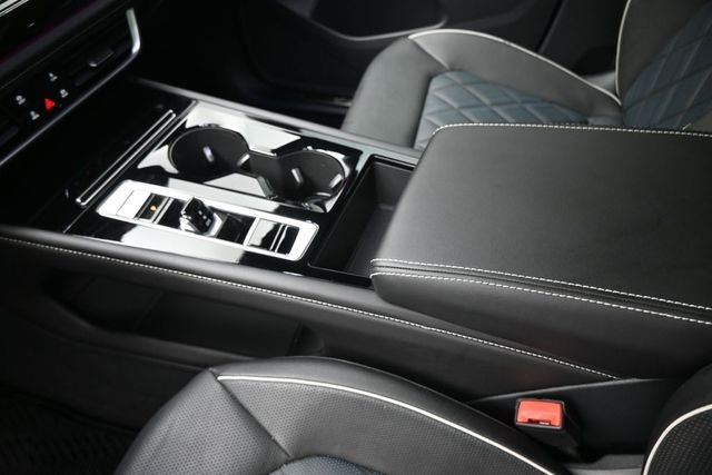 2025 Volkswagen Atlas Cross Sport 2.0T SEL Premium R-Line