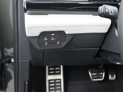 2025 Volkswagen Atlas Cross Sport 2.0T SEL Premium R-Line