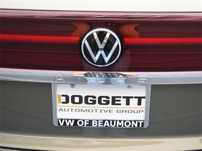 2025 Volkswagen Atlas Cross Sport 2.0T SEL Premium R-Line