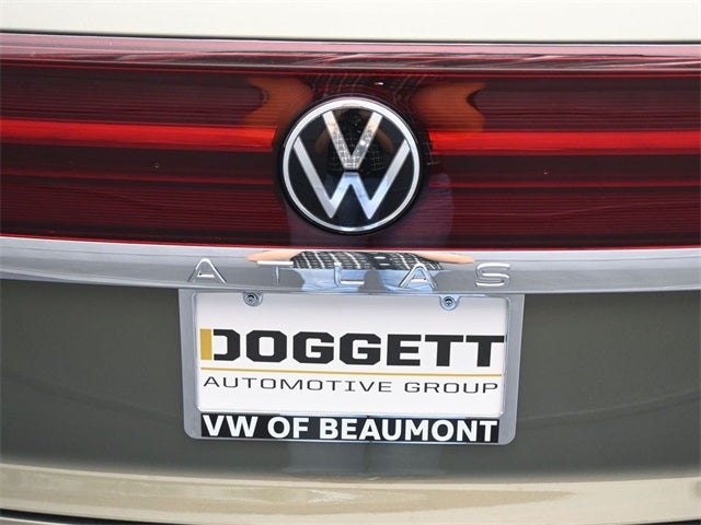 2025 Volkswagen Atlas Cross Sport 2.0T SEL Premium R-Line