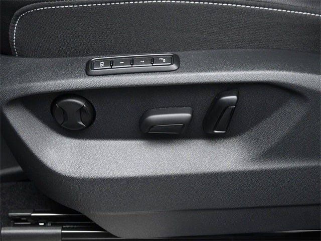 2025 Volkswagen Atlas Cross Sport 2.0T SEL Premium R-Line