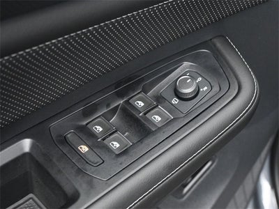 2025 Volkswagen Atlas Cross Sport 2.0T SEL Premium R-Line