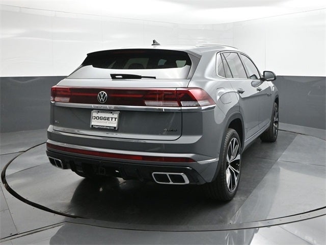 2025 Volkswagen Atlas Cross Sport 2.0T SEL Premium R-Line