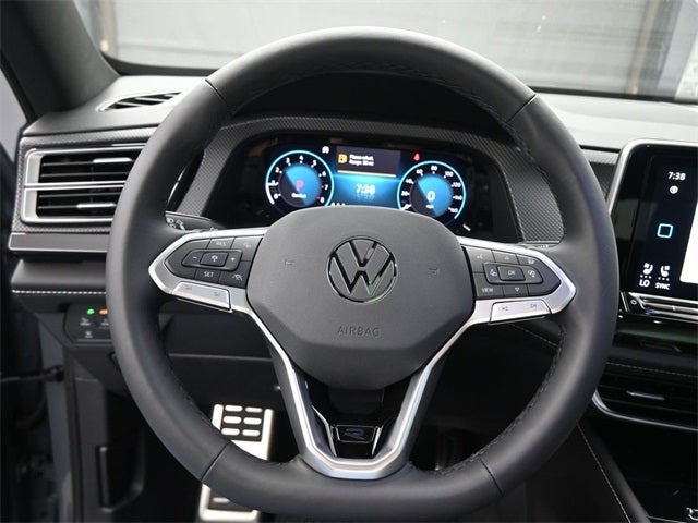 2025 Volkswagen Atlas Cross Sport 2.0T SEL Premium R-Line