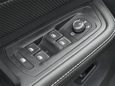 2025 Volkswagen Atlas Cross Sport 2.0T SEL Premium R-Line