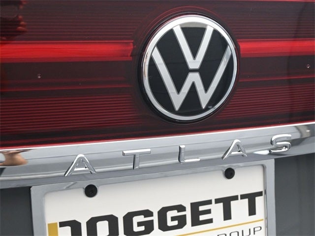2025 Volkswagen Atlas Cross Sport 2.0T SEL Premium R-Line