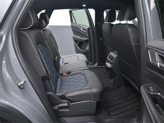 2025 Volkswagen Atlas Cross Sport 2.0T SEL Premium R-Line