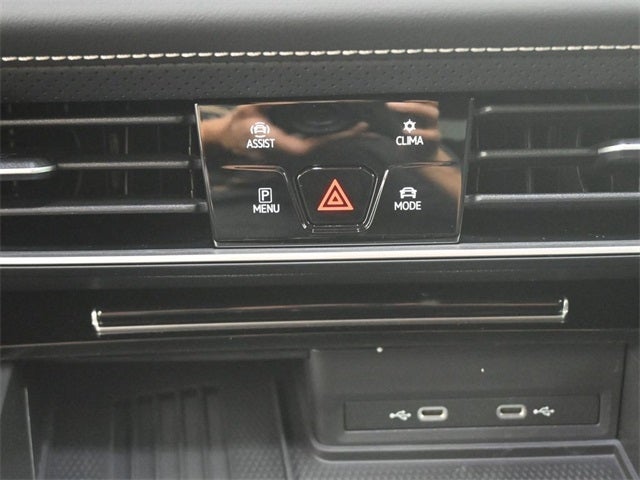 2025 Volkswagen Atlas Cross Sport 2.0T SEL Premium R-Line