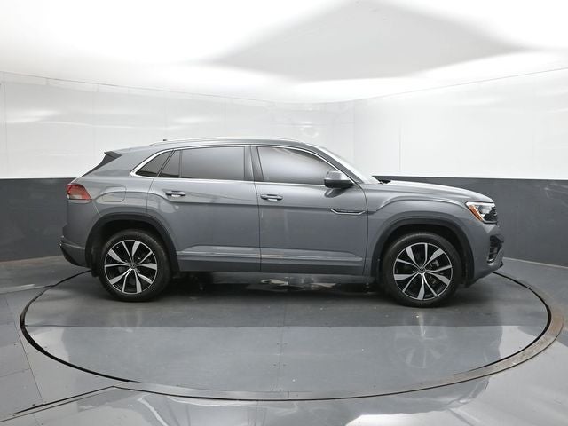 2025 Volkswagen Atlas Cross Sport 2.0T SEL Premium R-Line