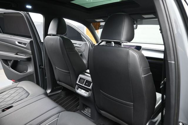 2025 Volkswagen Atlas Cross Sport 2.0T SEL Premium R-Line