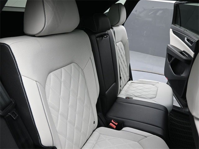 2025 Volkswagen Atlas Cross Sport 2.0T SEL Premium R-Line