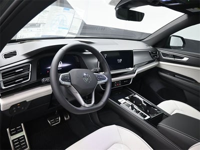 2025 Volkswagen Atlas Cross Sport 2.0T SEL Premium R-Line