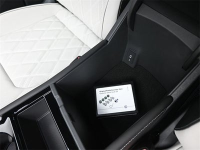 2025 Volkswagen Atlas Cross Sport 2.0T SEL Premium R-Line