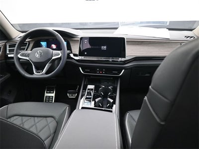 2025 Volkswagen Atlas 2.0T SEL Premium R-Line