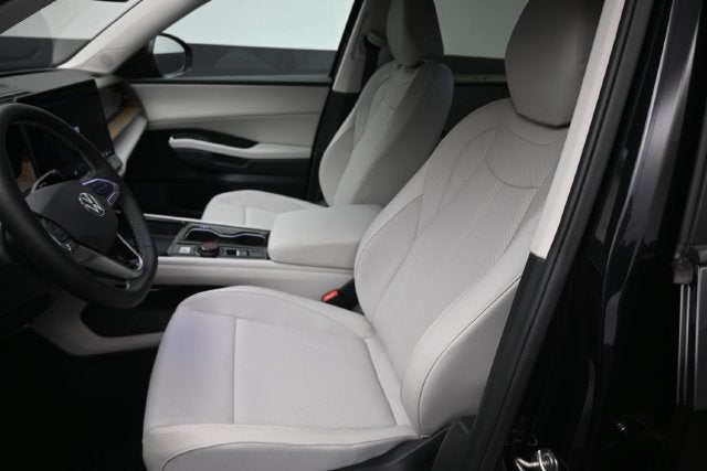 2027 Volkswagen Atlas SE w/Technology