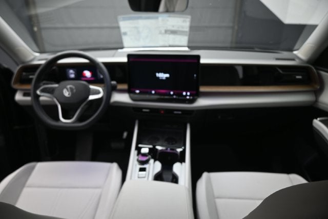 2027 Volkswagen Atlas SE w/Technology