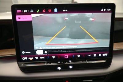 2027 Volkswagen Atlas SE w/Technology
