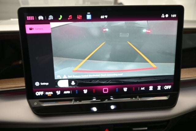 2027 Volkswagen Atlas SE w/Technology