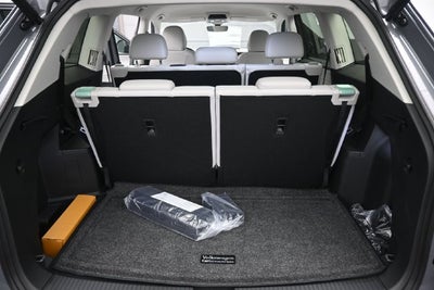 2027 Volkswagen Atlas SE w/Technology