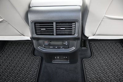 2027 Volkswagen Atlas SE w/Technology